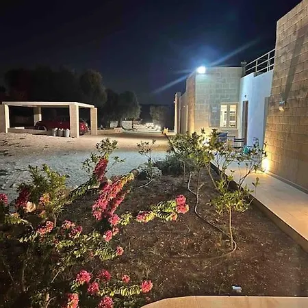 Casa Silvia Villa *